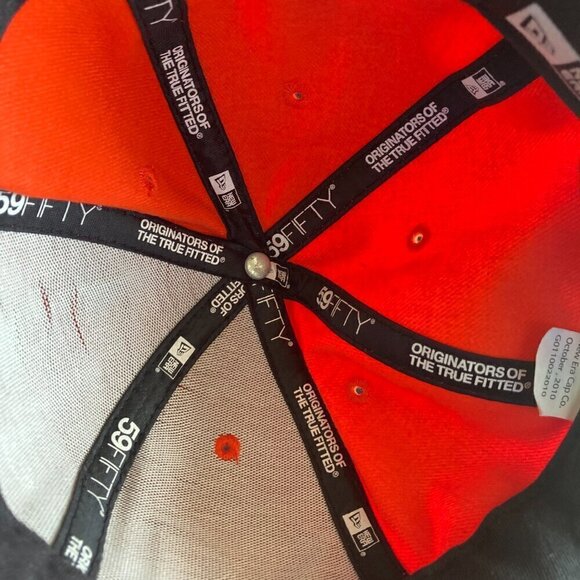 DC Coverage 2 New Era Cap - Orange - Picture 9 of 11